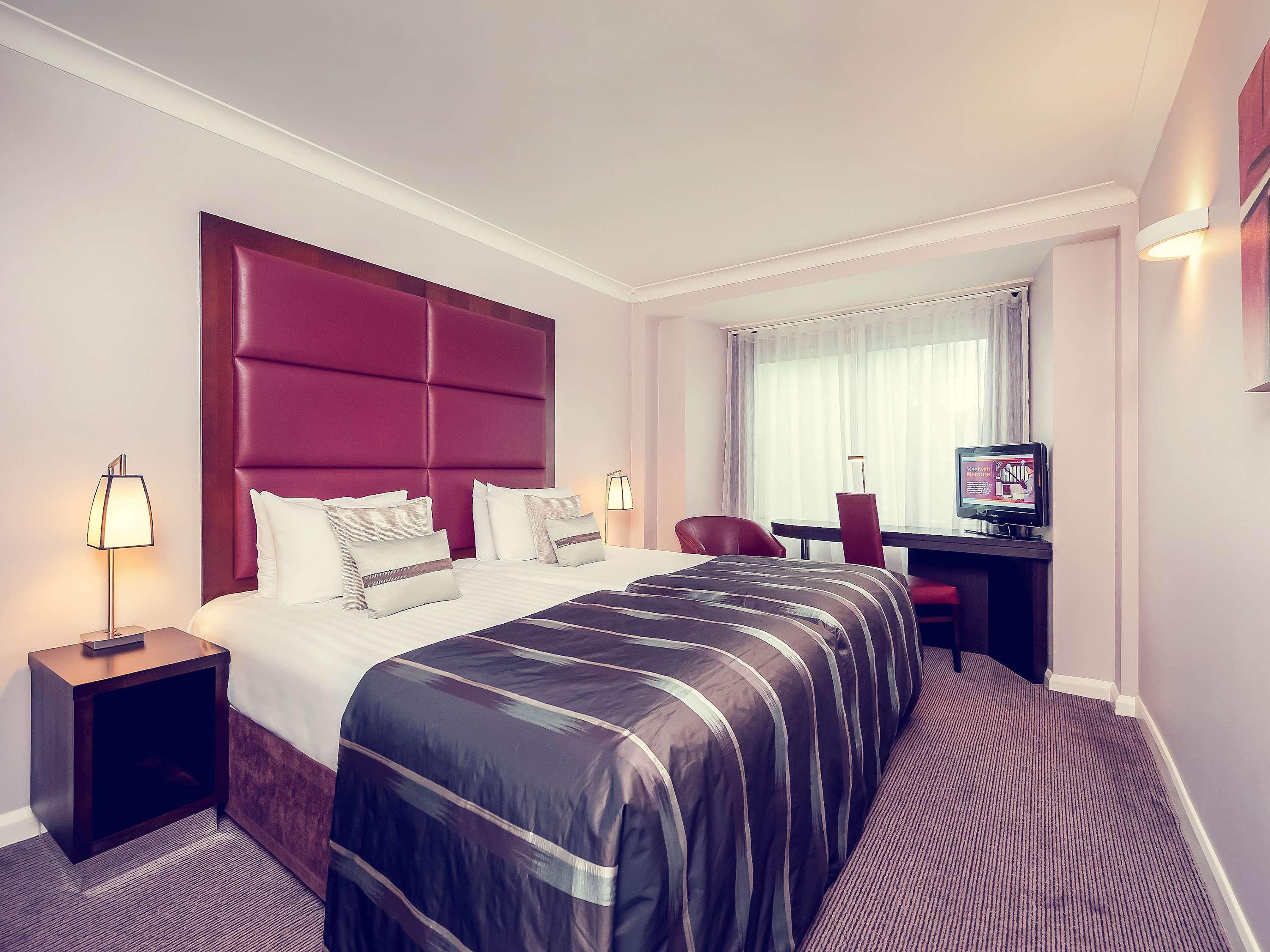 เมอร์เคียว โฮเต็ล ลอนดอน เคนซิงตัน Hotel ภายนอก รูปภาพ
